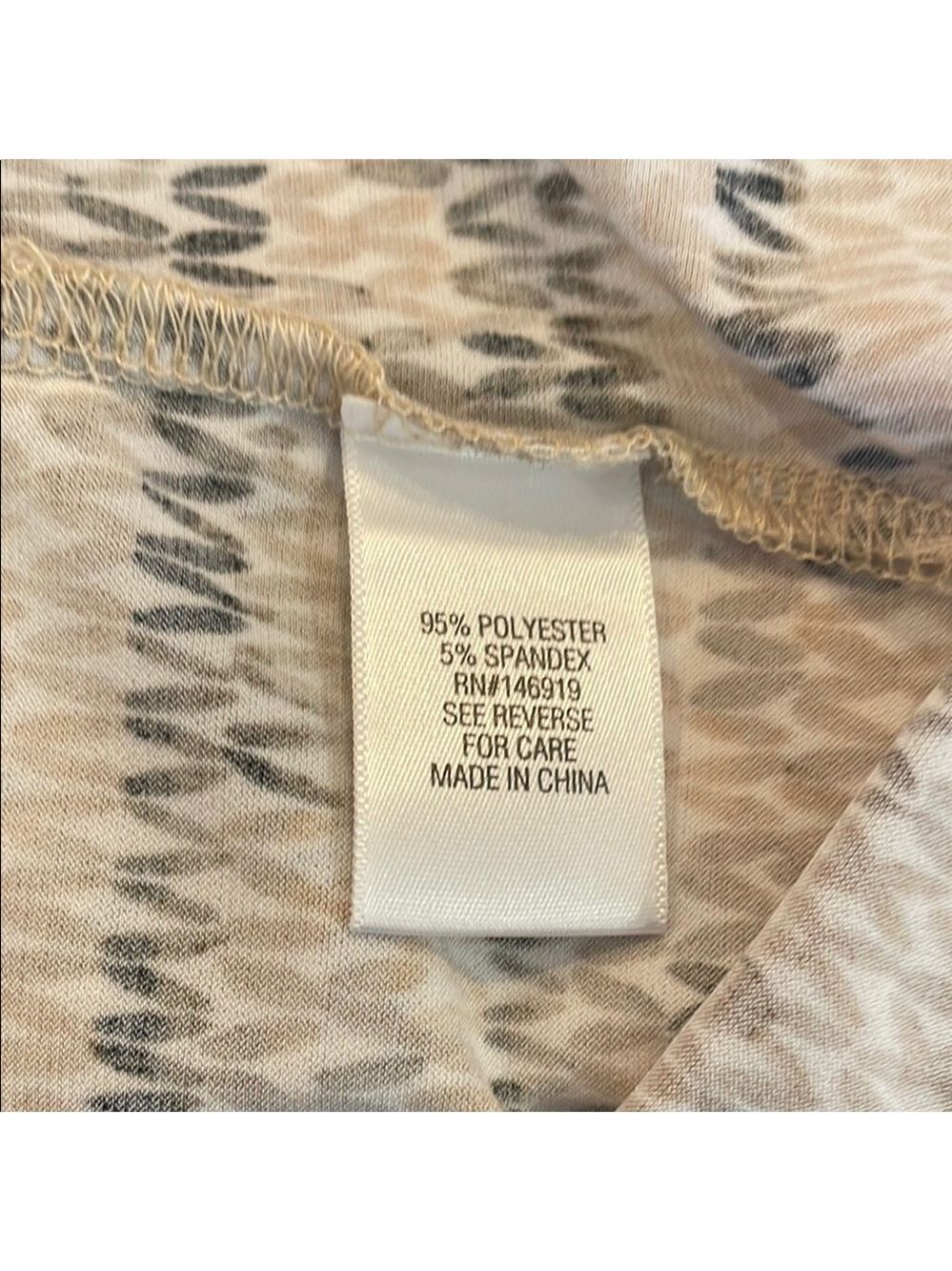 Dana Buchman Tan and Cream Boxy Blouse with Mandarin Collar - Picture 4 of 4
